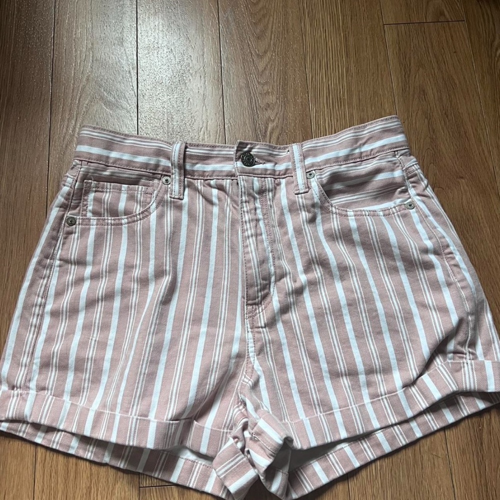 American Eagle Outfitters High Waist Pink and White Shorts